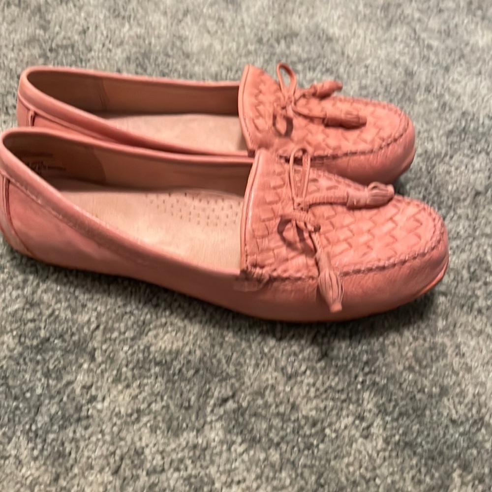 Issac Mizrahi leather loafers
